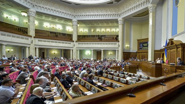 Рада попытается мирно вернуть Донбасс под суверенитет Украины.