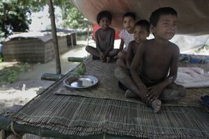 Împreună, averea lor reprezintă 4600 miliarde de dolari, sau 3,75 miliarde de dolari,