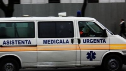 Medicii care au venit din satul vecin au încercat timp de zece minute să-l resusciteze, dar fără succes. 