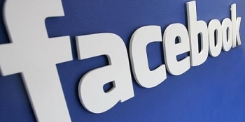 În decembrie 2011, Facebook a primit un termen de șase luni pentru a pune în aplicare noile recomandări