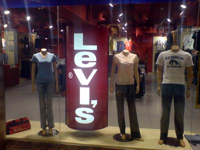 Levi Strauss & Co. reprezintă una dintre cele mai mari companii de îmbrăcăminte.