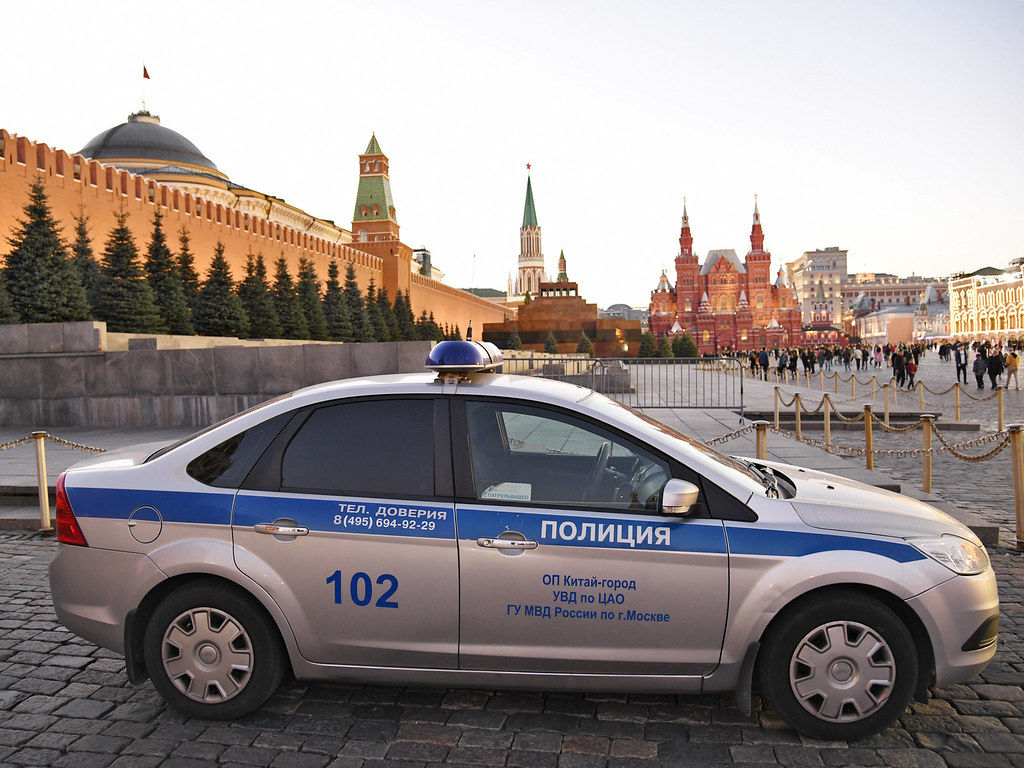 Два гражданина Молдовы устроили дебош на Красной площади в Москве.