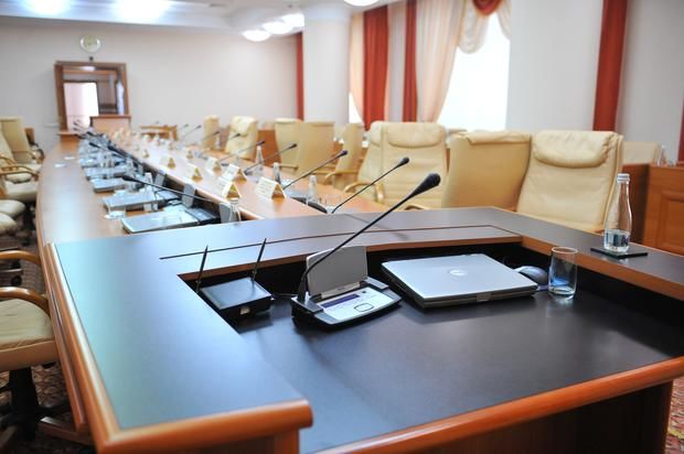 Ce spun moldovenii despre remanierea făcută de Guvern