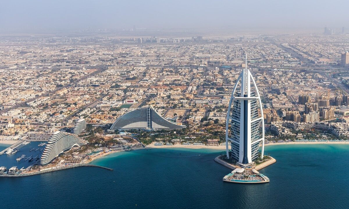 Индекс рынка недвижимости Дубая падает пятый день подряд.