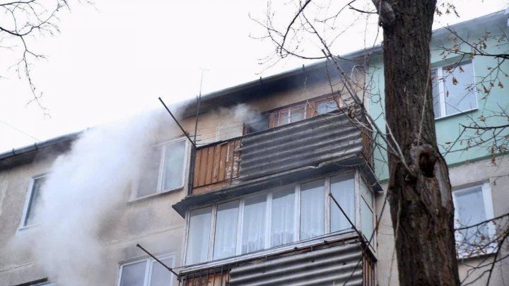 В Бельцах 55-летняя женщина погибла в своей квартире во время пожара.
