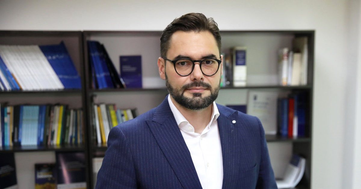 Гроза: В борьбе с коррупцией необходима помощь граждан.