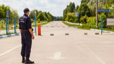 Înaintea sărbătorilor de Paști, Poliția de Frontieră şi Serviciul Vamal îşi vor intensifica activitatea.
