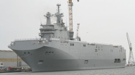 Franţa a încercat în ultimele luni să le găsească o utilizare viitoarelor nave.