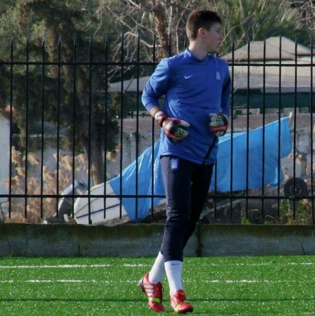 18-летний голкипер совсем недавно начал привлекаться к занятиям с основным составом