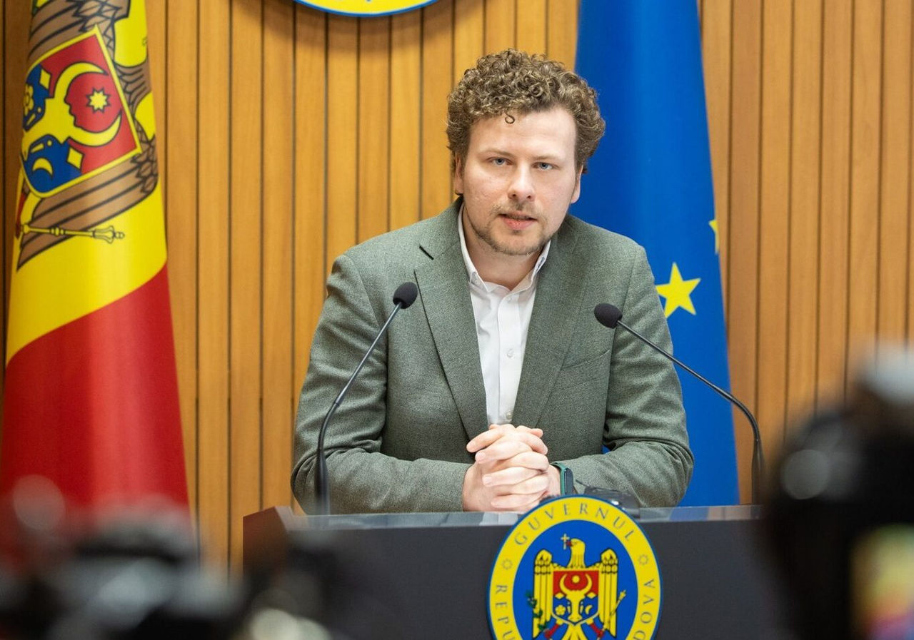 Numărul școlilor care utilizează catalogul electronic, în creștere cu 21% în 2025.