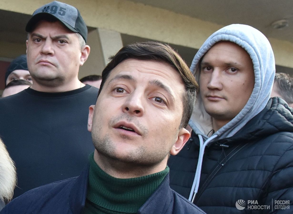 Зеленский ответил Тимошенко, сравнившей его с "борщом из Чебурашки".