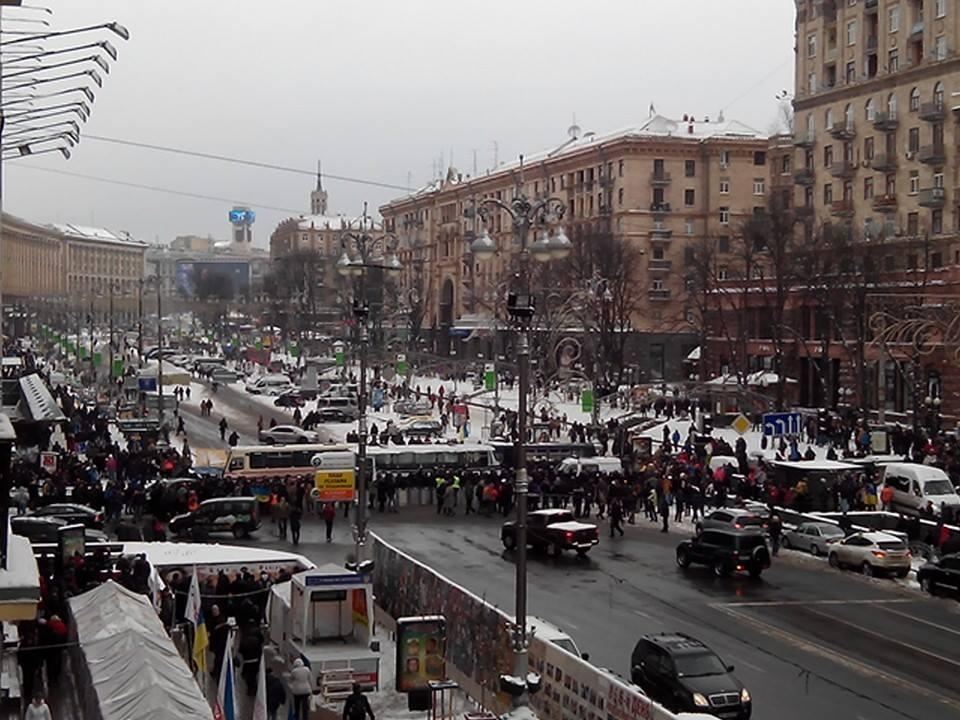 Luni expiră termenul limită acordat participanților la proteste pentru a părăsi edificiile administrative ocupate.