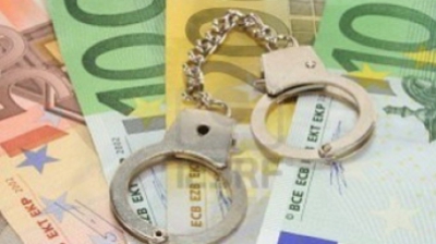 Кишиневский судебный исполнитель задержана на 72 часа по подозрению в вымогательстве 800 евро от адвоката. Фото: elldor.info