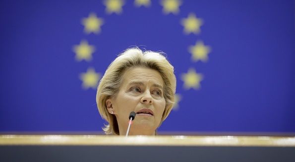 Глава Еврокомиссии призвала страны ЕС принять новые меры в связи со второй волной пандемии.
