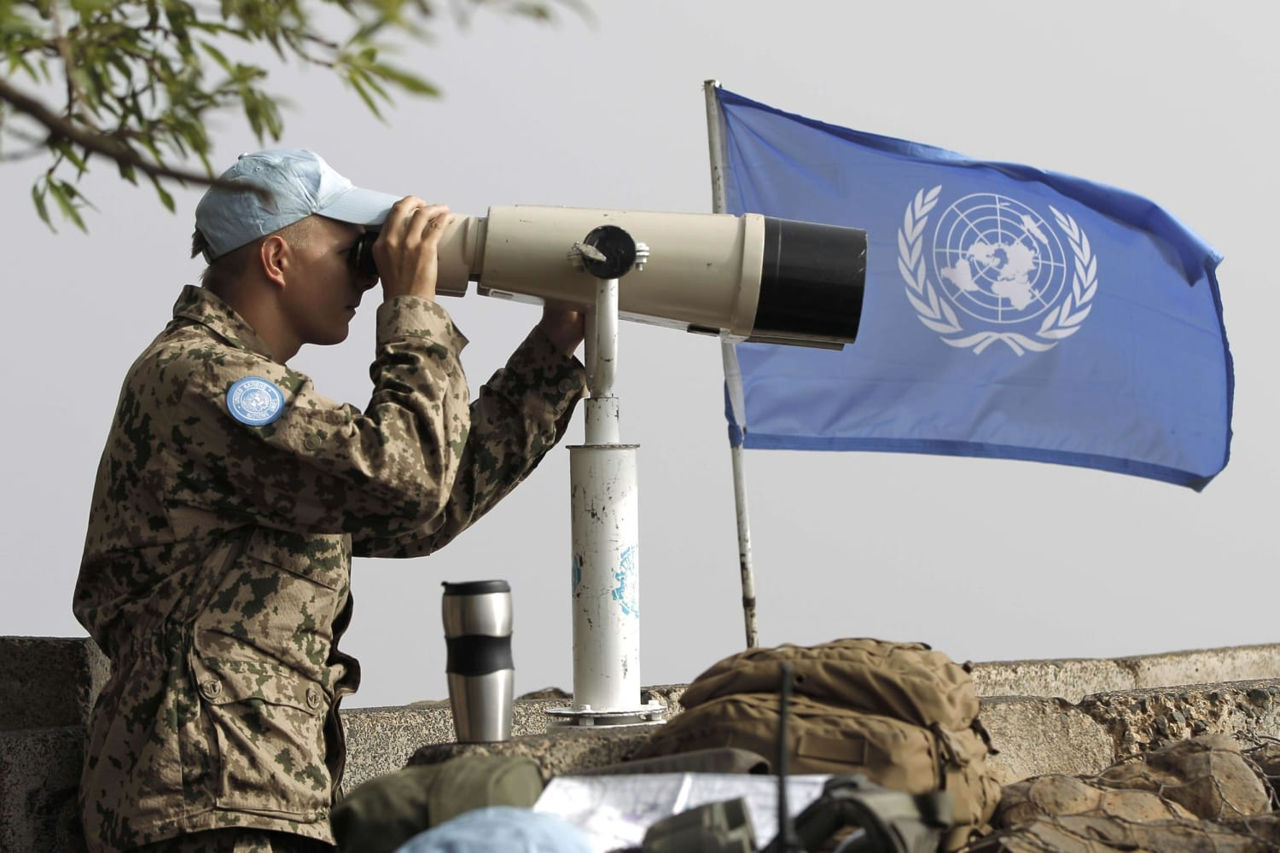 SIPRI: Numărul forțelor de menținere a păcii ale ONU a atins cel mai scăzut nivel din ultimii 25 de ani.