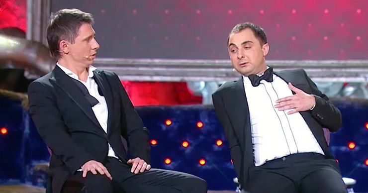 Номер юмористов привел поклонников шоу в восторг.