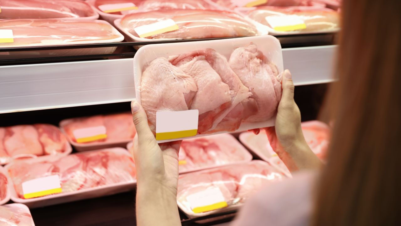 Republica Moldova și Ucraina au convenit asupra reluării exporturilor de carne de pasăre.