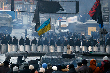 В сообщении подчеркивается, что если ультиматум останется без внимания, члены воссозданной УПА якобы будут убивать по несколько сотрудников милиции еженедельно.Фото: Сергей Гриц / AP