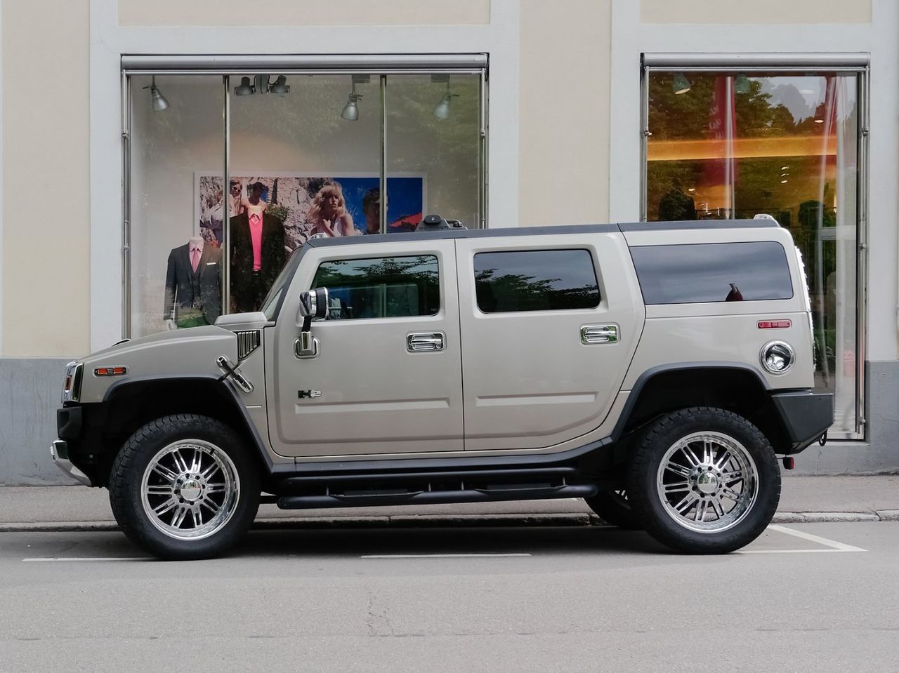 GM планирует выпуск электрического пикапа Hummer.