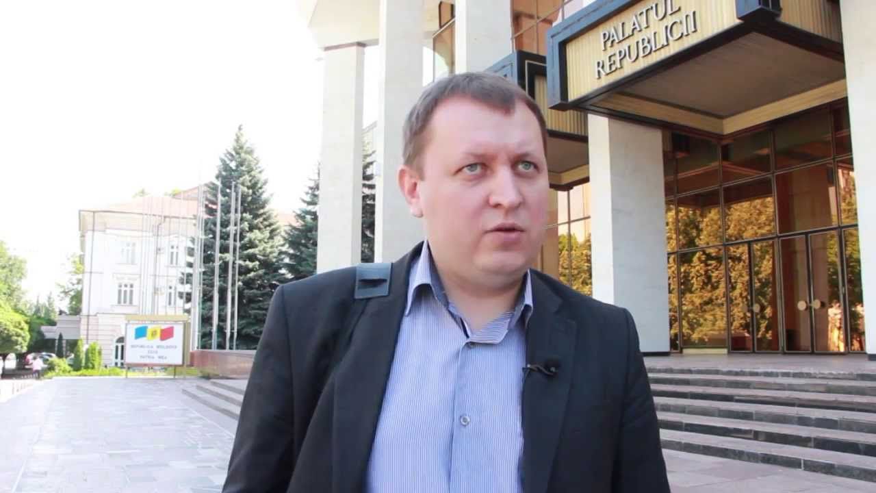 Григорий Петренко заявил, что ряды руководимого и политформирования постоянно пополняются, и преимущественно за счет членов Партии коммунистов.