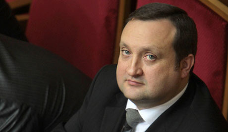 Noi am făcute multe pentru a fi aici şi sînt convins de activitatea reuşită a misiunii noastre”, a declarat vicepremierul ucrainean.