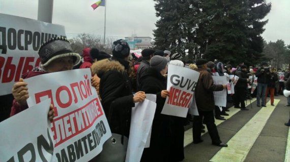 Гражданское общество считает, что власти его не слышат, преследуя собственные интересы.