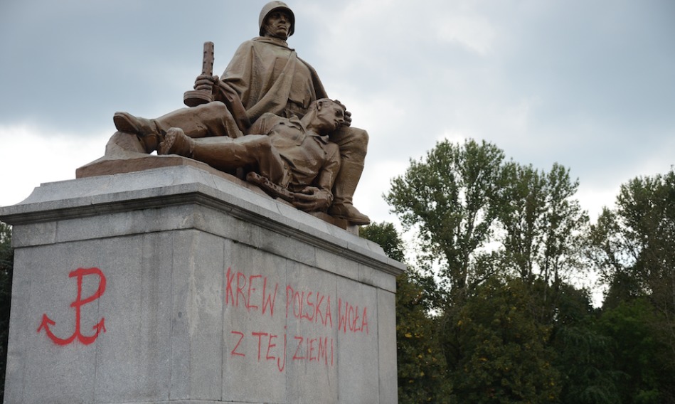 В Польше за три года осквернено более 70 мемориалов советским солдатам.