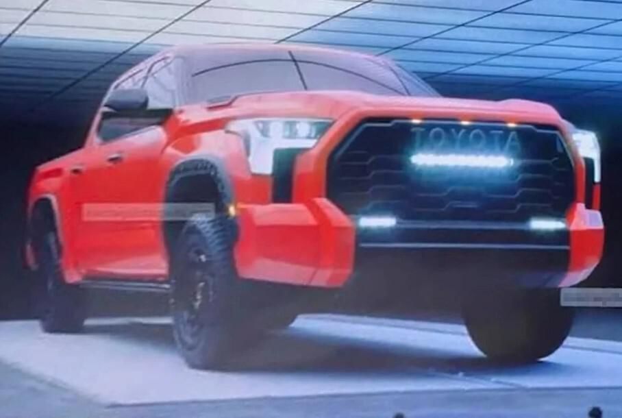В Сеть «слили» изображения новой Toyota Tundra во внедорожной версии TRD Pro.