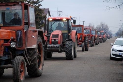 Agricultori din nordul țării își anunță intenția de a protesta vineri, 10 februarie, în faţa Guvernului. Foto: agroinfo.ro