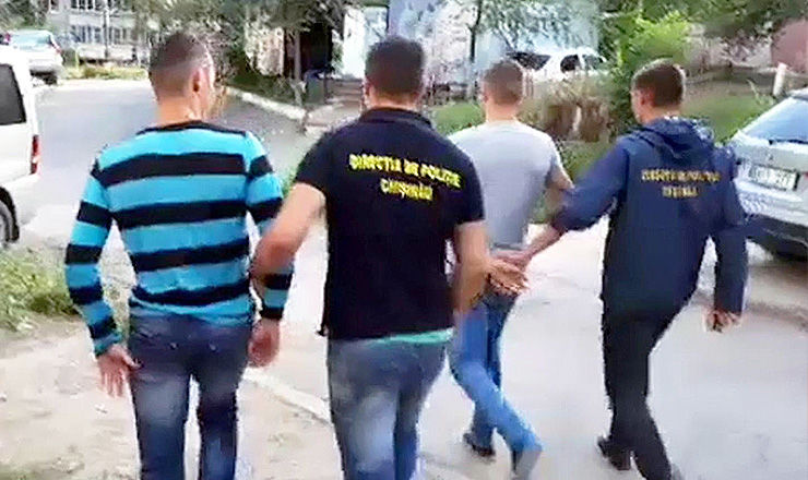 Согласно действующему законодательству, грабителям из Каушан грозит лишение свободы сроком от 5 до 7 лет.