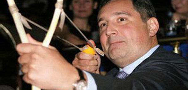 Rogozin le sugerează japonezilor „să-și facă hara-kiri”. Foto: paginaderusia.ro