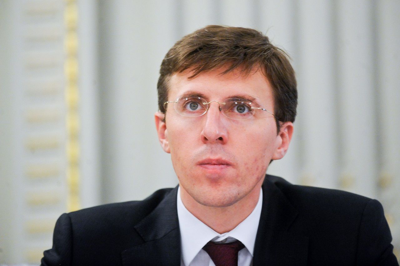Procurorul care instrumentează cazul susţine că edilul nu colaborează cu anchetatorii.