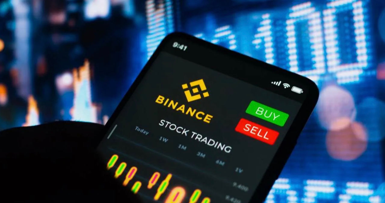 Platforma de criptomonede Binance, atacată de hackeri.
