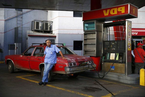 În țara unde benzina e mai ieftină ca apa oamenii mor de foame. Foto: capital.ro