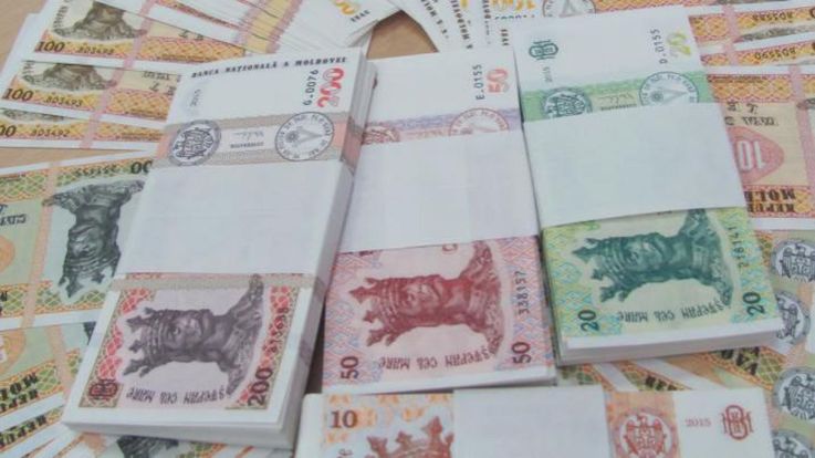 Plata salariului lunar în zilele de sărbătoare