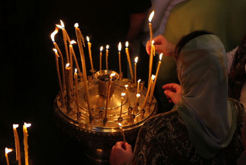 Zilele trecute în biserica Sf. Arhanghel Mihail și Gavriil din orașul Nisporeni a fost un scandal între un fost paroh și cu creștinii din localitate.