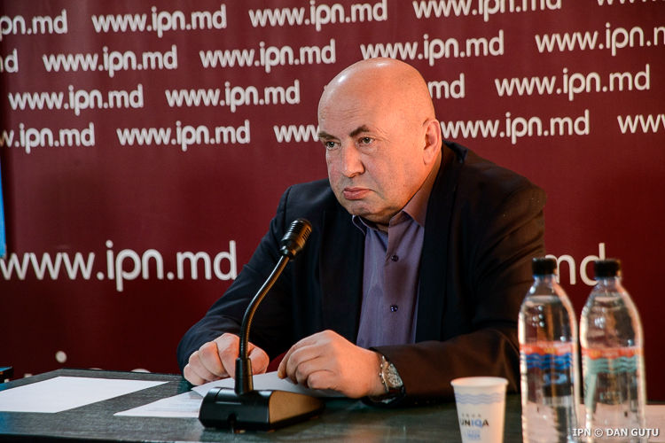 Экономический эксперт Виорел Киврига.