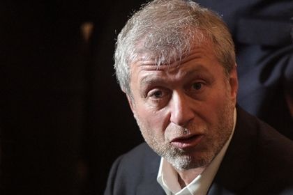 Российский миллиардер приобрел «Челси» летом 2003 года.