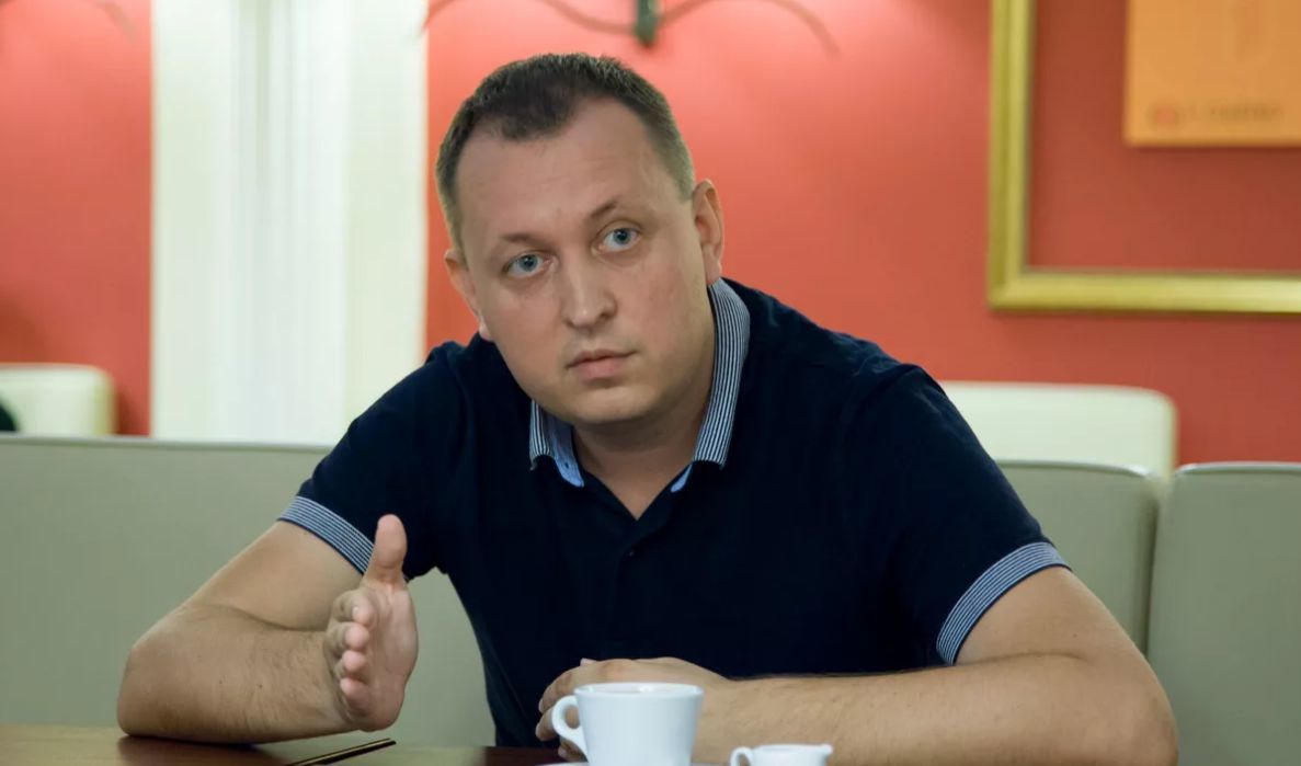 Петренко: Благодаря заявлениям Санду Додон может избежать наказания.