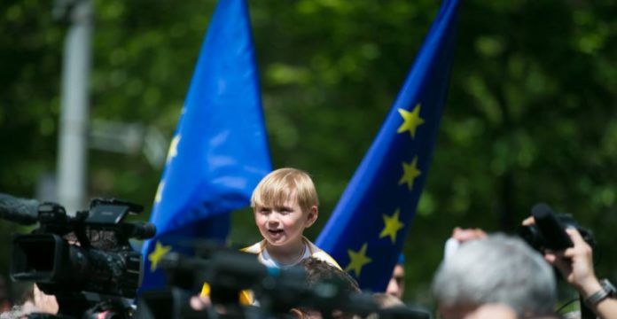 În Republica Moldova ziua de 9 mai a fost declarată Ziua Europei. 