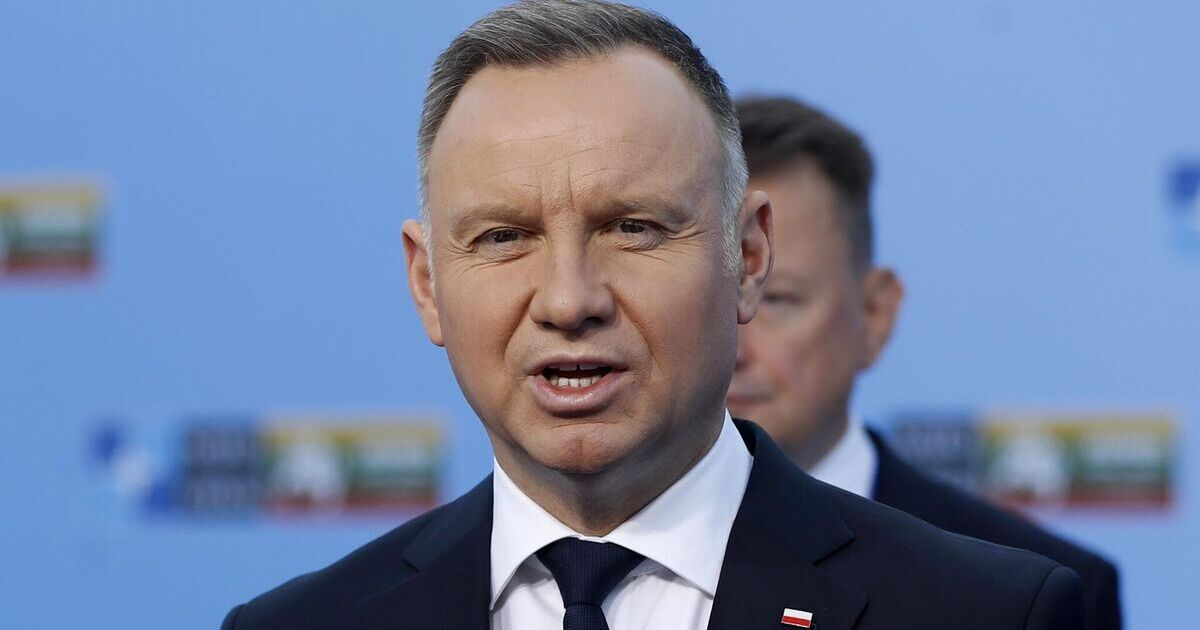 Президент Польши раскритиковал слова своего министра обороны.