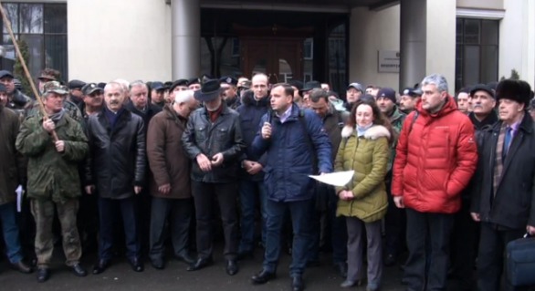 Timofti să nu permită instaurarea la putere a „criminalilor".