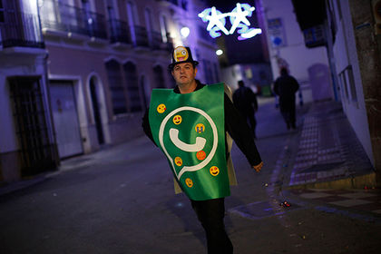 Создана программа для слежки за пользователями WhatsApp. Фото: Reuters