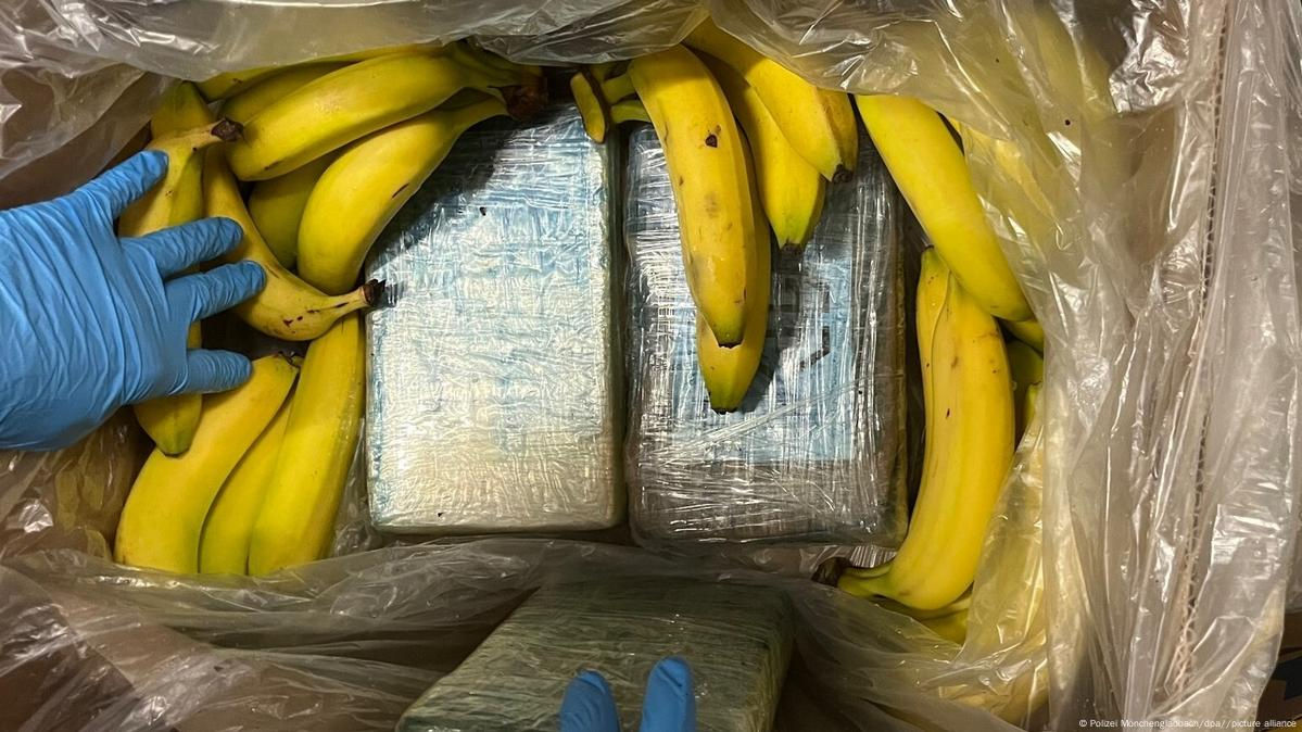 Кокаина на 7 млн евро нашли в ящиках с бананами в сети немецких супермаркетов.