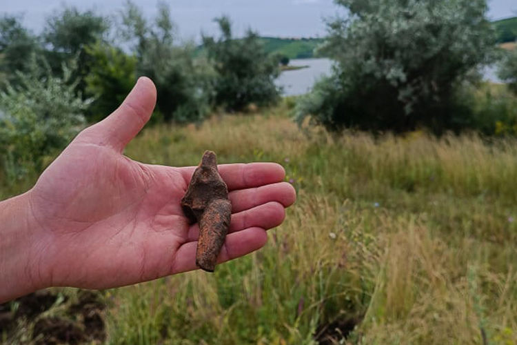 Мужская антропоморфная статуэтка найдена вблизи Глинжен.
