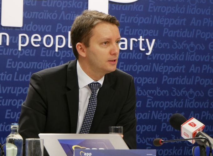 Депутат Европарламента Зигфрид Мурешан.