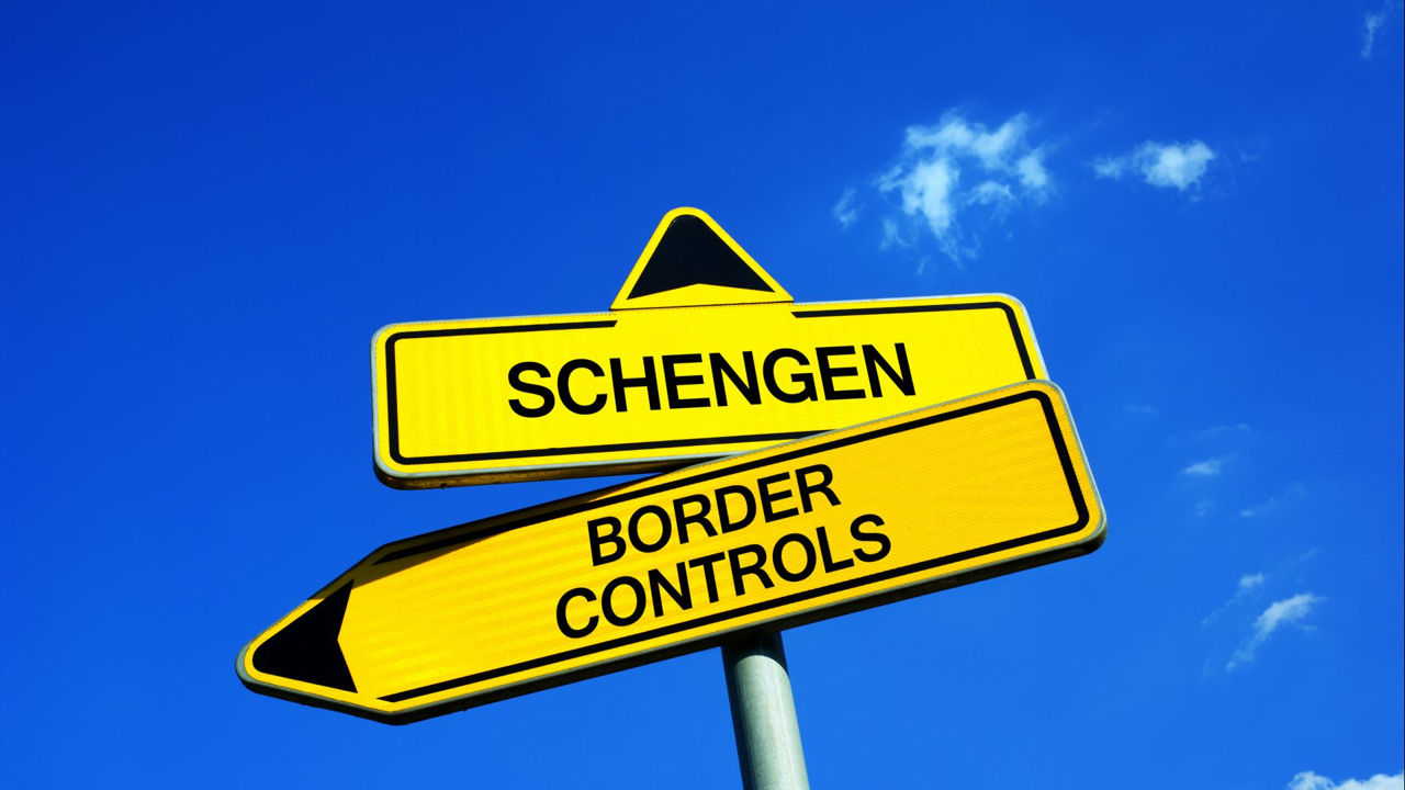 Mai multe țări din Spațiul Schengen au intensificat controalele la frontierele interne.