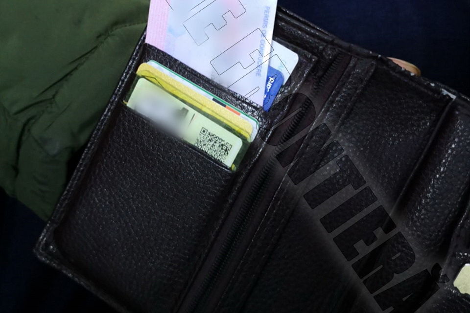 У жителя Тараклии отобрали фальшивый документ: €500 за "зеленую карту".
