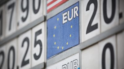 Curs valutar: Leul moldovenesc se apreciază faţă de euro