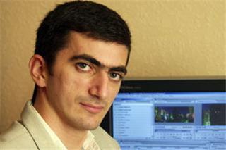 По мнению политолога Эрнеста Варданяна, необходимо было еще несколько лет назад создать следственную парламентскую комиссию по вопросам незаконного строительства.